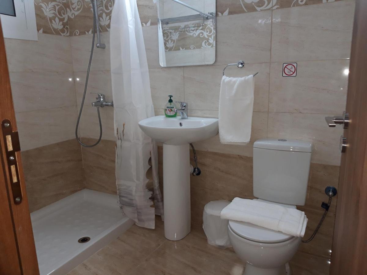 Costas Two-Bedroom Ground Floor Apartment Paphos Eksteriør billede